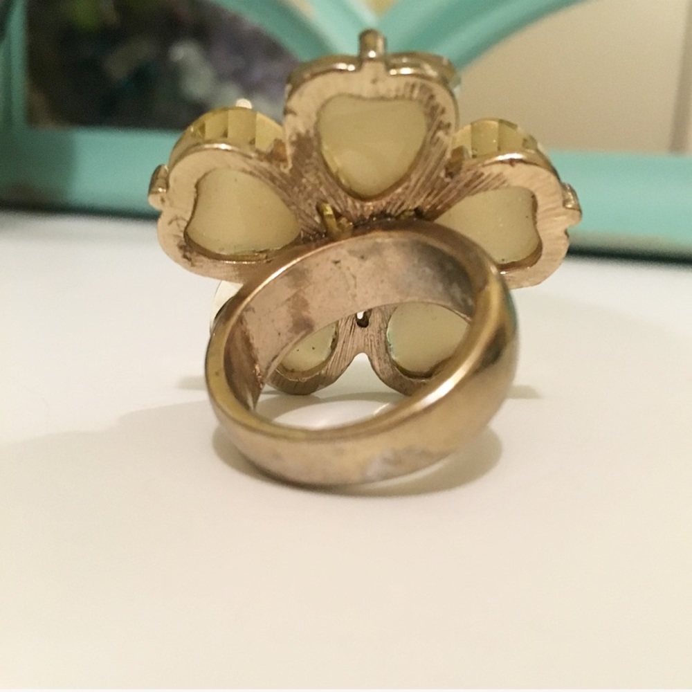 Sparkly Flower Statement Ring - image 3
